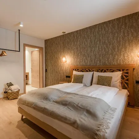 Chill House シュラートミンク