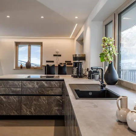 Chill House シュラートミンク