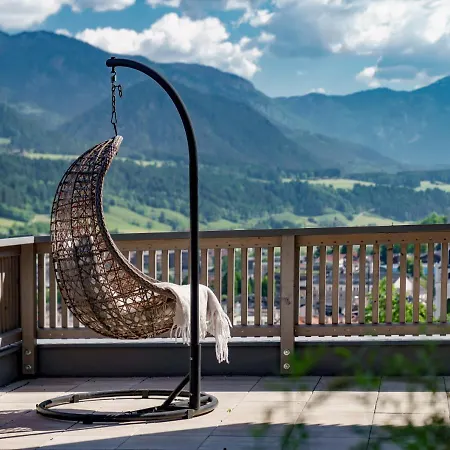 Alpstuga Chill House *